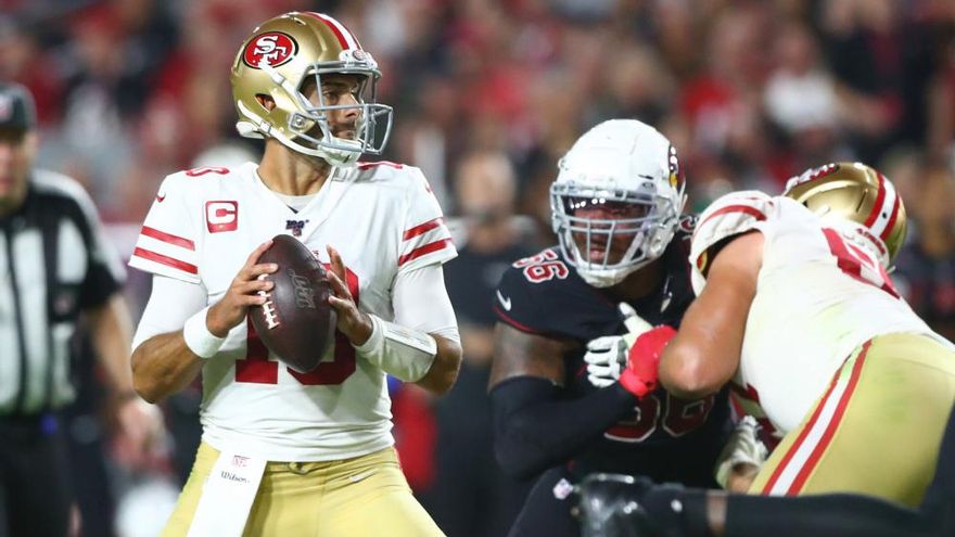 Garoppolo muestra su clase y 49ers siguen invictos
