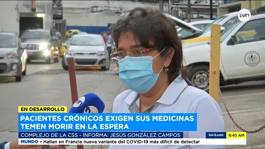 Pacientes crónicos esperan por medicinas en la CSS