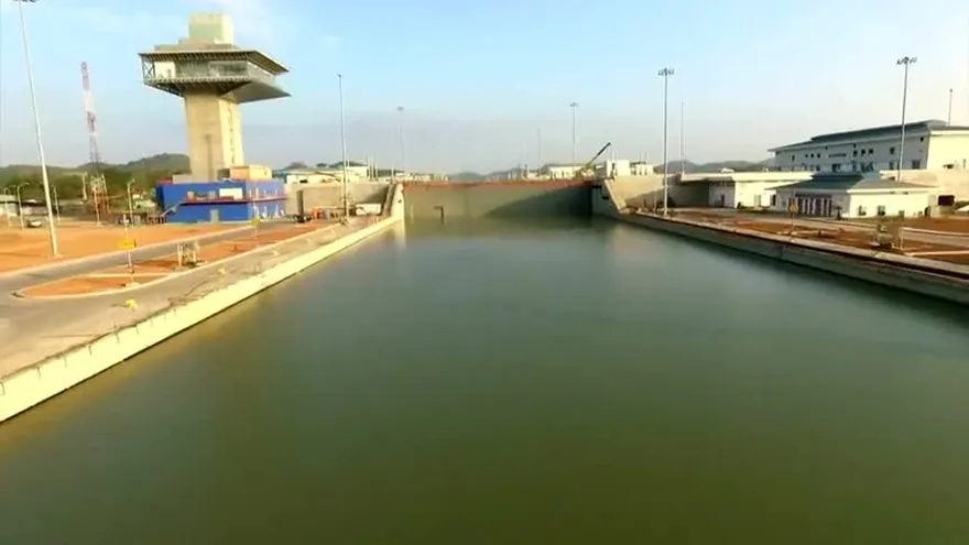 Logística para el acto inaugural del Canal Ampliado