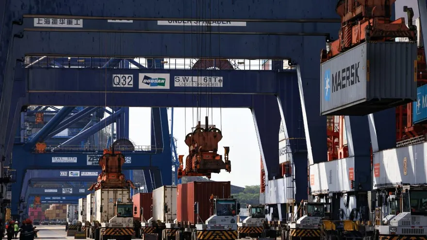 Panama's Balboa and Cristóbal Ports Show Recovery Signs After Operational Transition