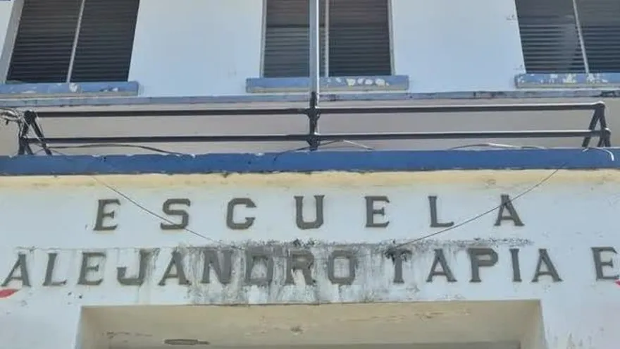 Escuela Alejandro Tapia en Aguadulce