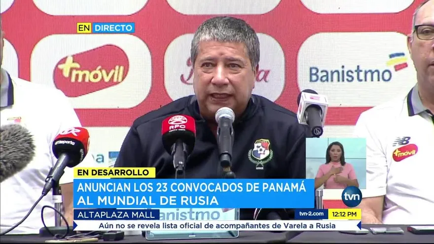 Hernán Darío Gómez en conferencia de prensa de convocados para ir al Mundial