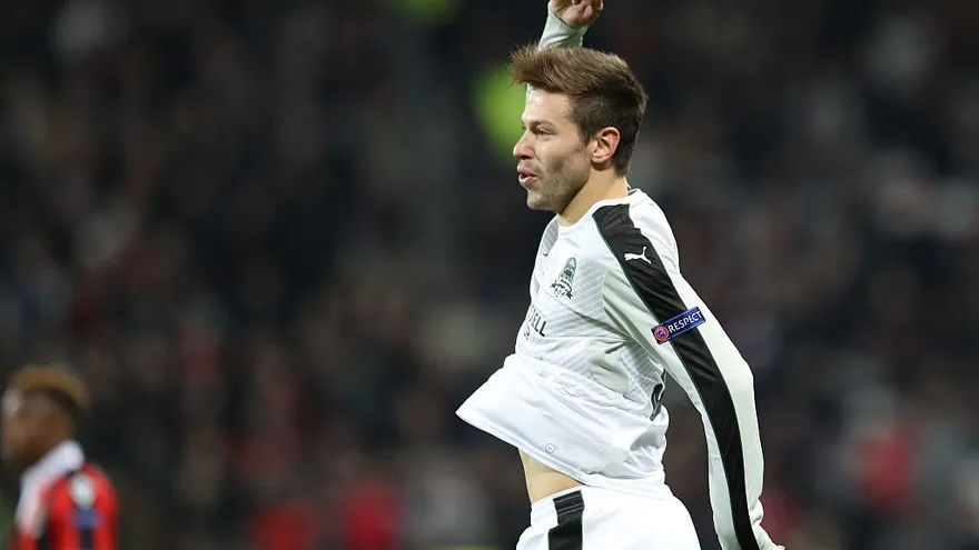 El ruso Smólov dispuesto a jugar gratis en el Real Madrid.