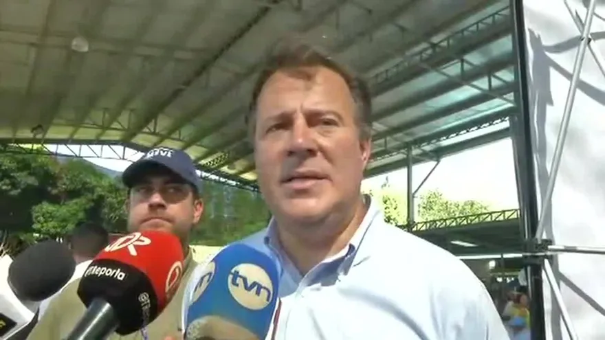 Presidente Varela reacciona ante falta de medicamentos en la CSS
