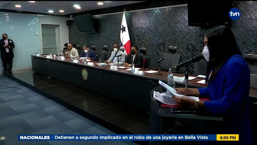 Informe con 60 propuestas de cambios al reglamento interno de la Asamblea