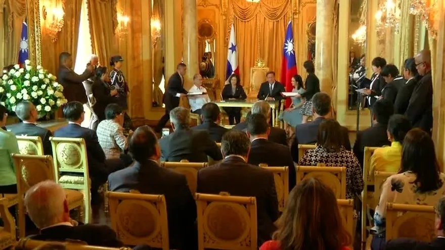 El mandatario Juan Carlos Varela se reunió con presidenta de Taiwán