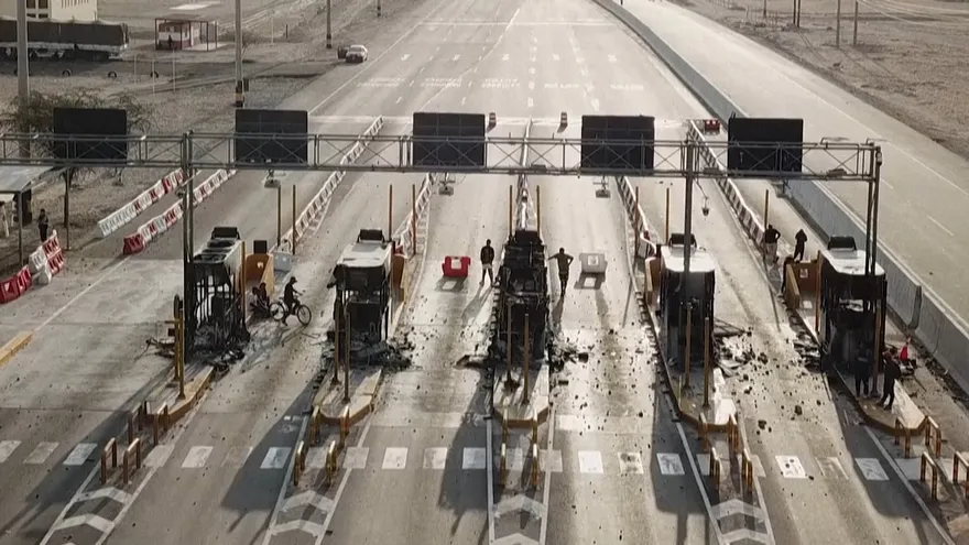 Toque de queda el martes en Lima y el vecino puerto del Callao.