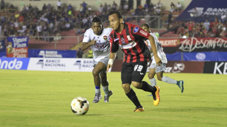 Empate a cero entre Sporting SM y Plaza Amador