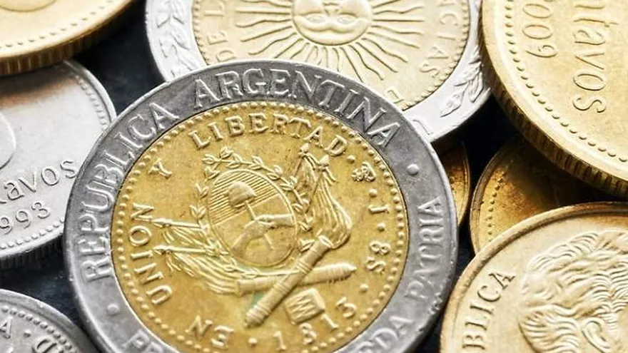 Argentina lanza medidas de control de cambio para recuperar estabilidad