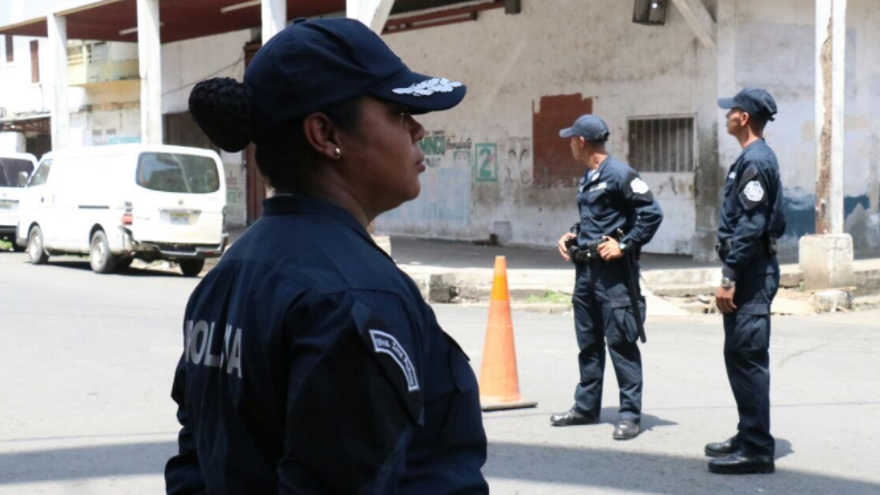 La Policía vigila diversos puntos en Colón