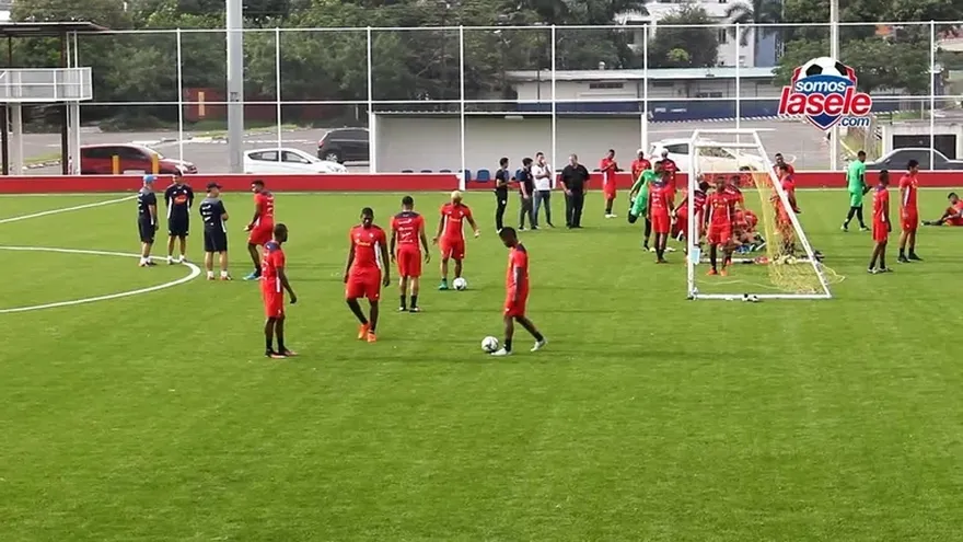 Entrenamiento de la Sele con miras a la Copa Centroamericana 2017