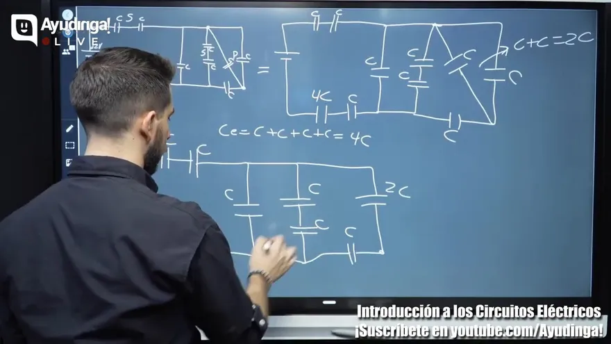 Ayudinga Física 12° Introducción a los Circuitos Eléctricos Circuitos Capacitivos (Parte II) 4 de agosto de 2020