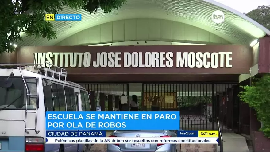 Sigue el paro en el José Dolores Moscote