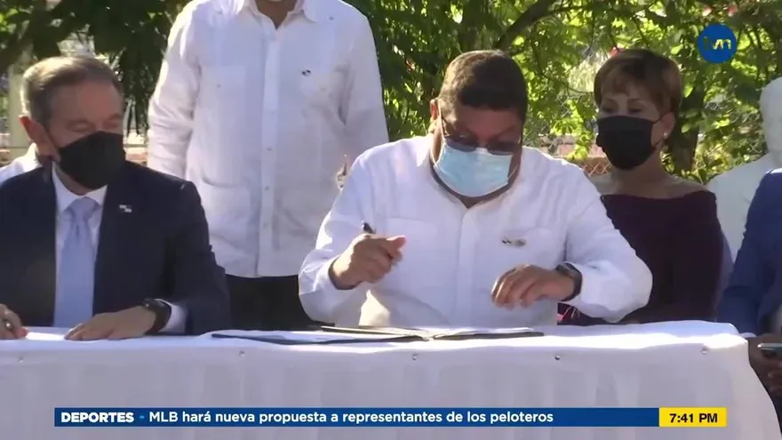 Cuestionamiento por envió de exministro de Cultura al servicio exterior