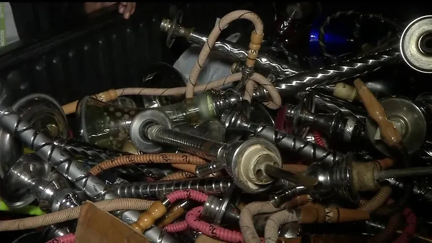 Decomisan cigarrillos electrónicos y narguiles