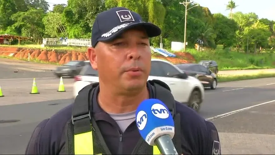 Autoridades del Tránsito inspeccionan regreso de vehículos a la capital