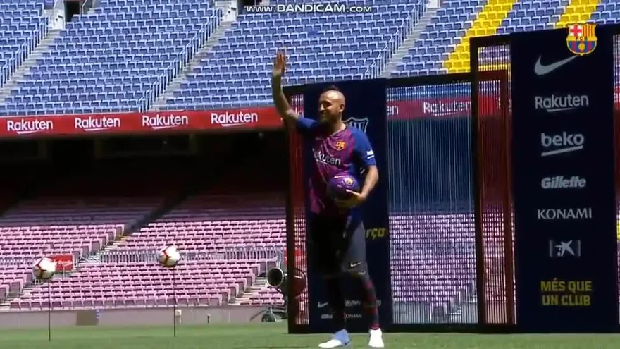 Arturo Vidal, presentación de bienvenida al Barcelona