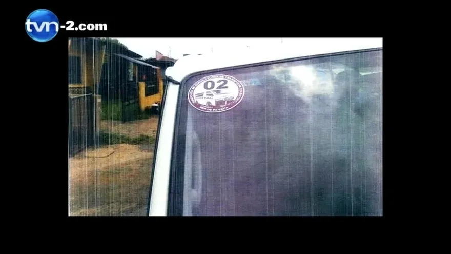 Busero se fuga de la Policía, deja cédula y licencia