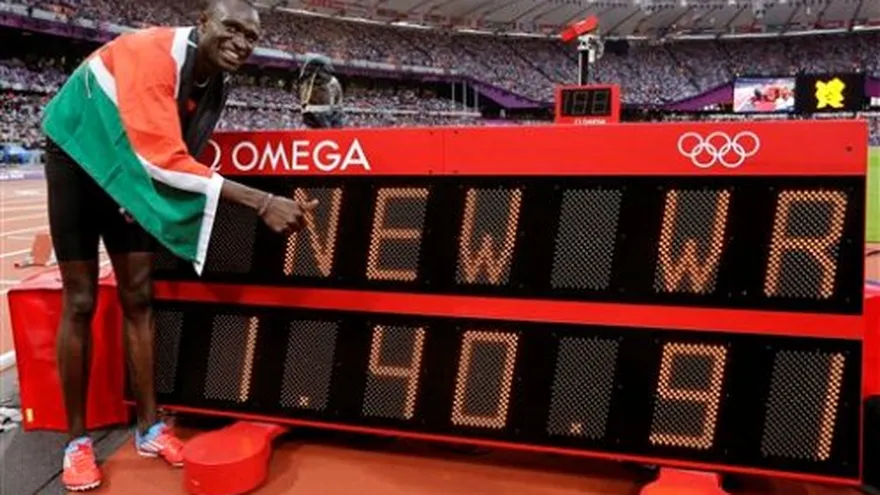 Rudisha destroza el récord mundial de los 800