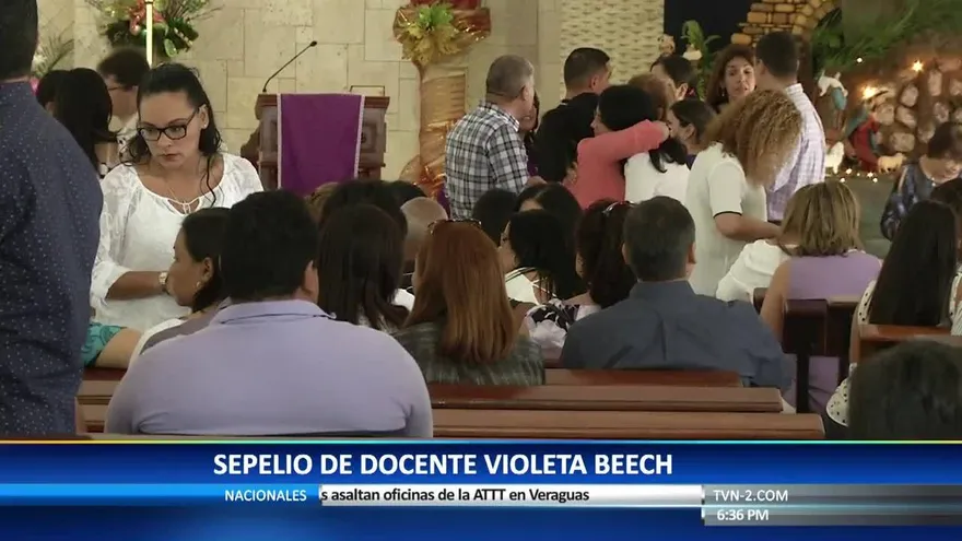 Le dan el último adiós a la docente Violeta Beech