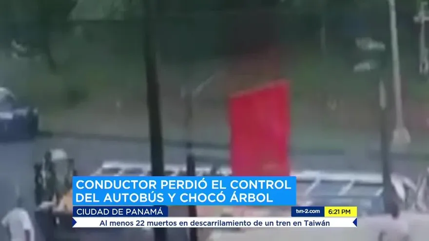 Accidente de bus en El Chorrillo deja 32 heridos