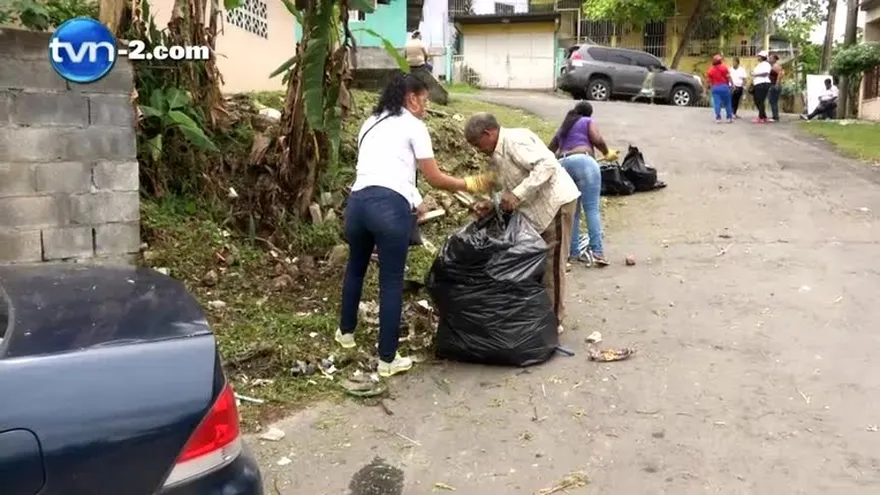Expandilleros se suman a jornada de limpieza en Río Abajo