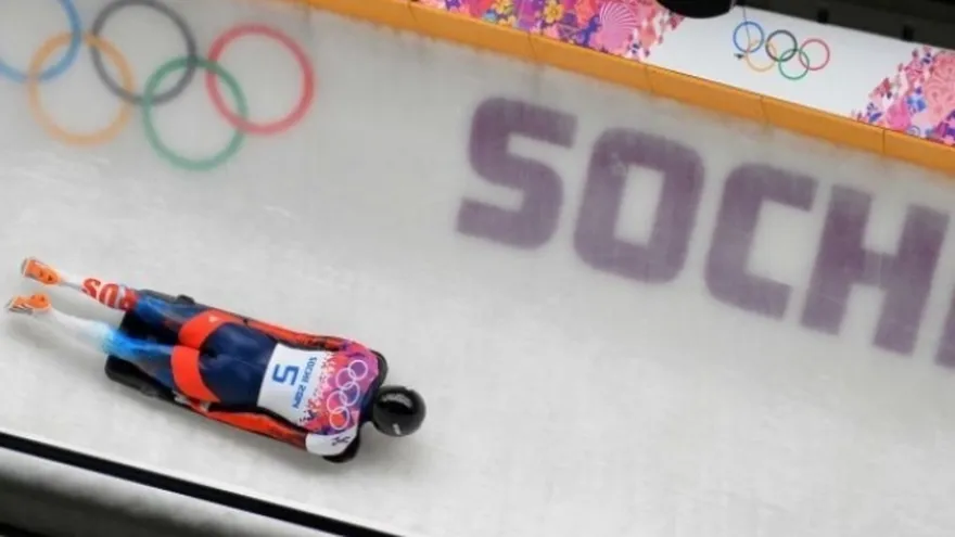 Deportistas rusos sancionados por el COI acuden al TAS