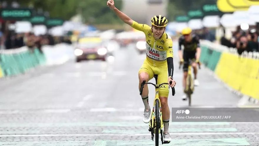 Tadej Pogacar ganador del Tour de Francia 2025