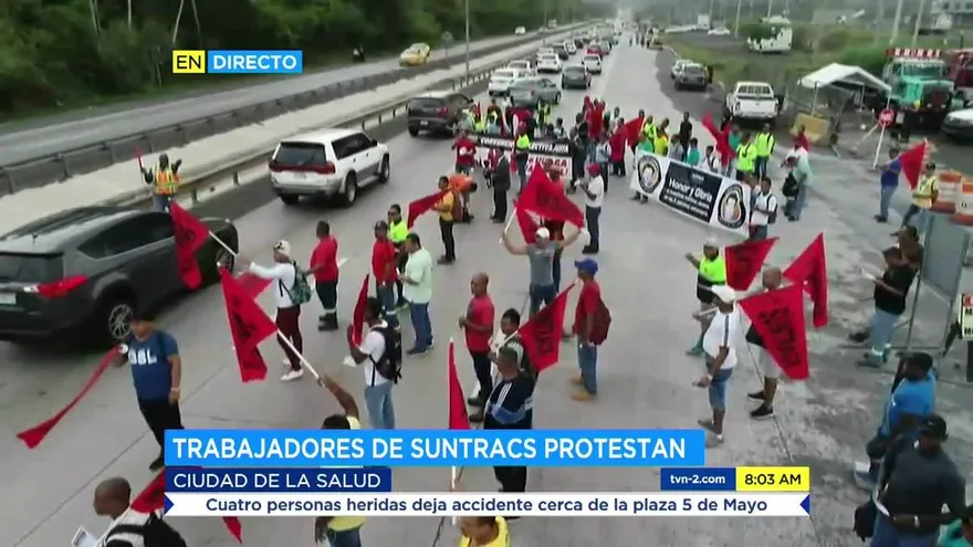 Obreros cierran parte de la vía Centenario