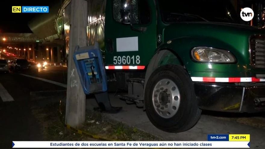 Asaltan camión de reparto en Las Colinas de San Miguelito, conductor resulta herido