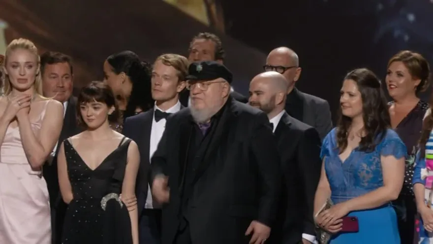 "Juego de Tronos"  se lleva su último Emmy y "Fleabag" sorprende