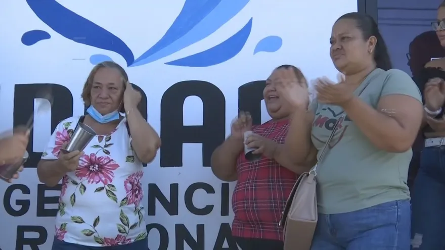 Falta de agua potable sigue afectando a residentes de comunidades en Chiriquí