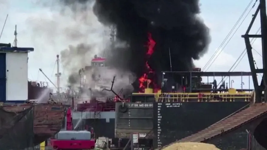 Explosiones en astilleros de Colombia dejan seis muertos