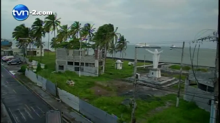 Construcción de parque paralizado en Colón