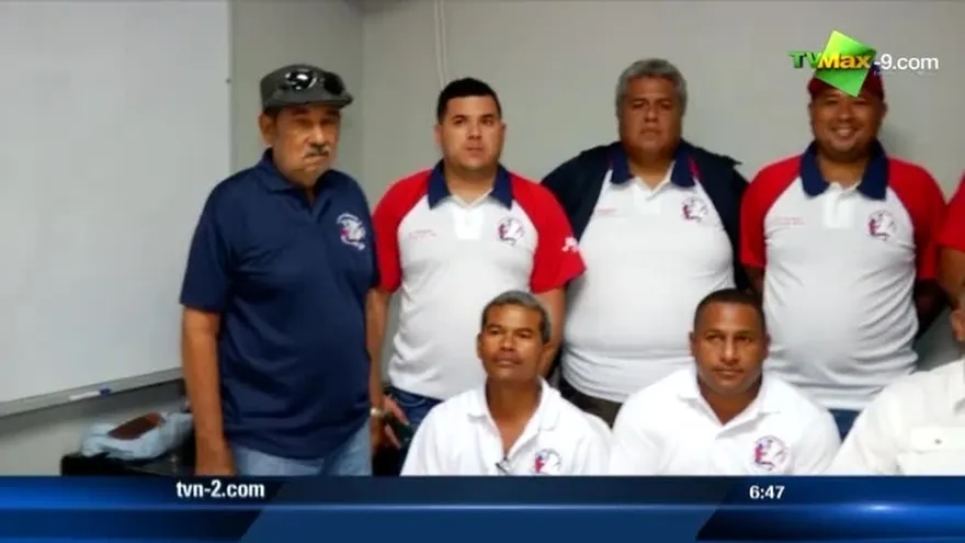 Danilo Velasco sigue al frente del Softbol