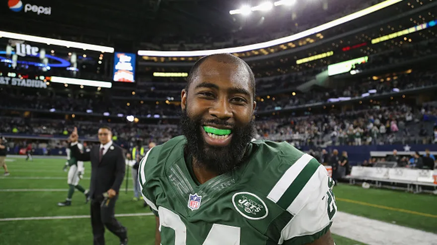 Darrelle Revis