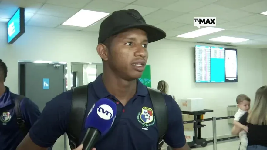 Fidel Escobar dispuesto a jugar en la posición que le coloque el técnico