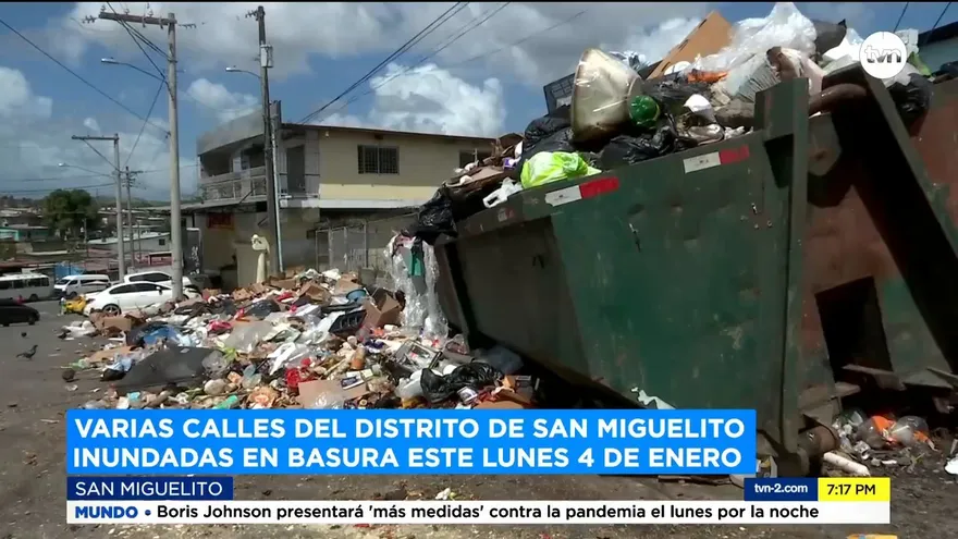 San Miguelito inundado en basura