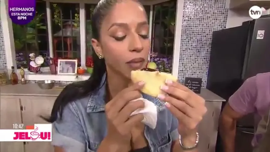 Receta: arepa rellena de puerco y queso