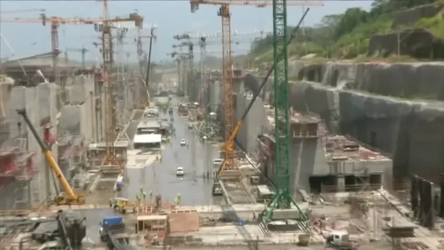 Sobrecosto en la construcción del tercer juego de exclusas