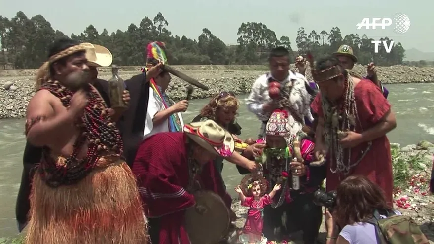 Chamanes peruanos piden protección contra El Niño