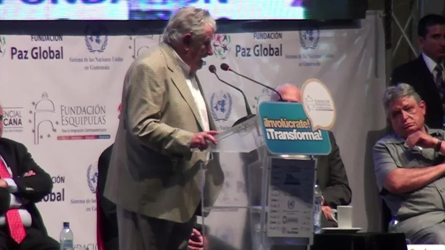 Mujica: “No soy pobre un carajo”