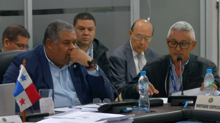 El director del Instituto de Acueductos y Alcantarillados Nacionales (Idaan), Rutilio Villarreal sustentó ante la Comisión de Presupuesto.