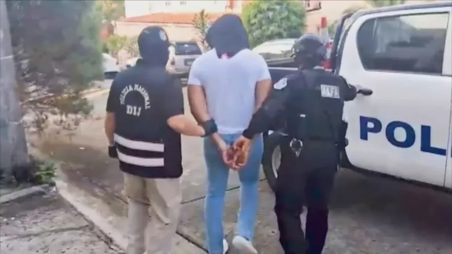 Caso Pandora| Revocan arresto domiciliario al exfuncionario de la DGI Lupo González