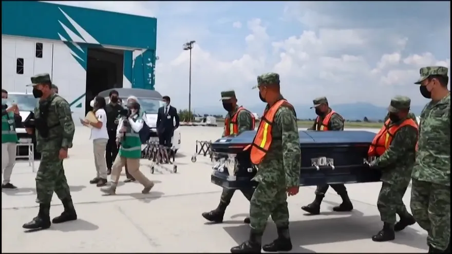 México ya ha repatriado a 16 cuerpos de los migrantes hallados muertos en Texas