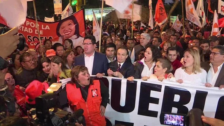 Fujimoristas marchan en Perú pidiendo libertad para Keiko