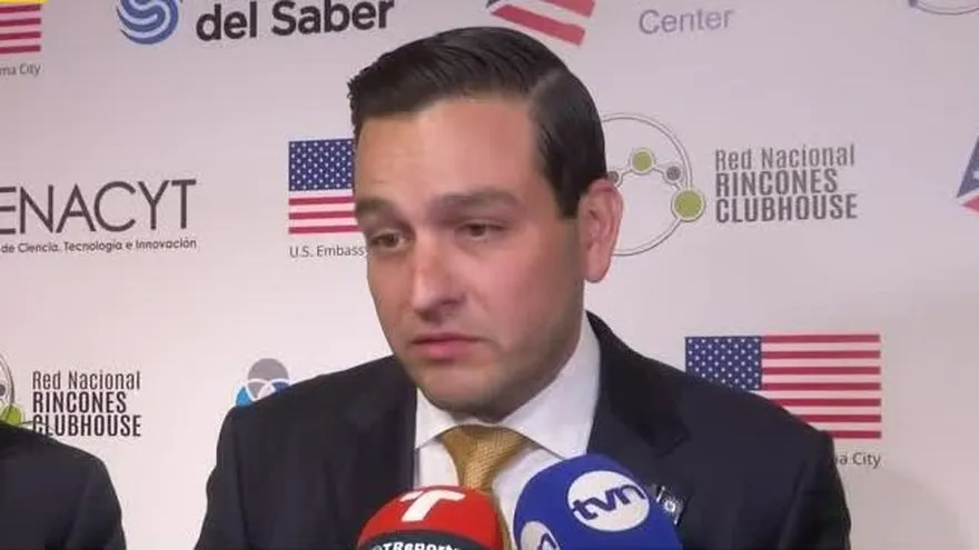 U.S. Ambassador addresses legislator's claims about visa warnings