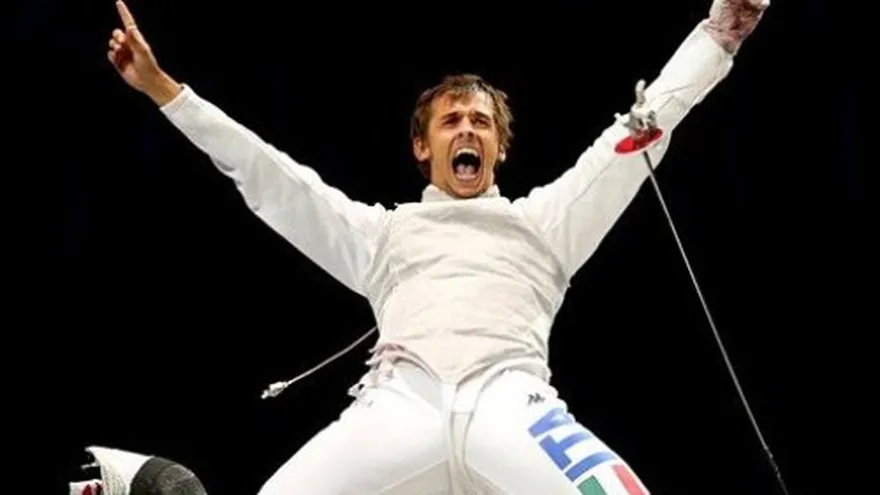 Italia gana oro en florete por equipos