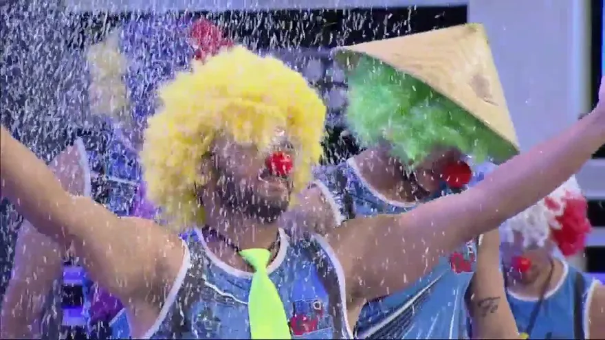 ¡Payasos, aire, nieve en este juego fueron los complementos perfectos de la diversión!