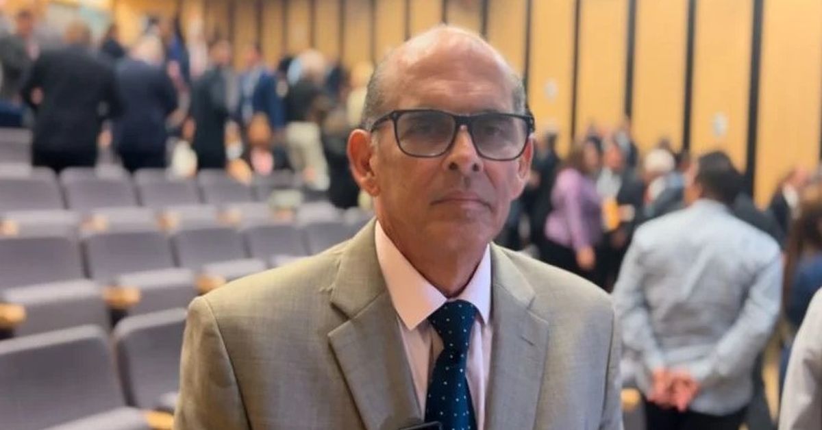 Renuncia de presidente de la Junta Directiva de la Caja de Seguro Social, Ricardo Sotelo